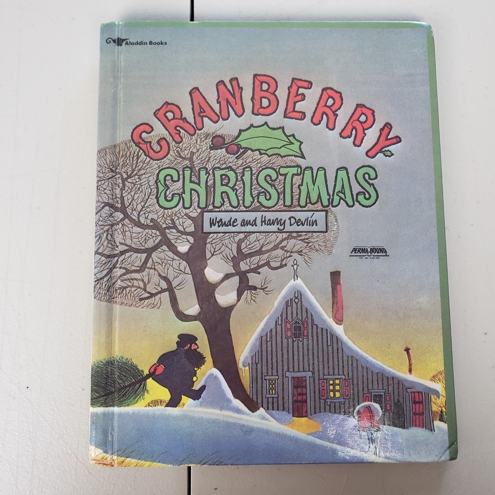 Cranberry Christmas Wende Harry Devlin Aladdin Books Hardcover 1991 0689715102